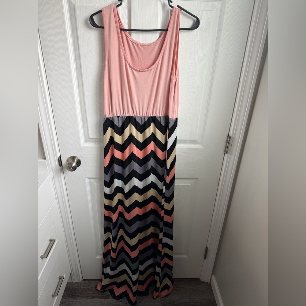 Chevron Pattern Sleeveless Maxi Dress